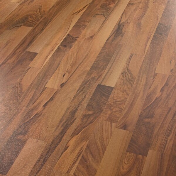 Meister laminaat LC55 S Notelaar 0211 - 211 laminate lc55 perspektive 600x842 1 3 - Meister LC55 S Notelaar 0211