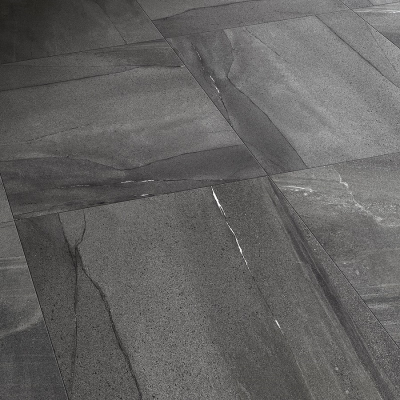 Ariostea Ultra Pietre Basaltina Antracite Prelucidato diverse afmetingen - Ar up basaltina antracite amb8 part1 so posato - Ariostea Basaltina Antra Prelucidato 100x100