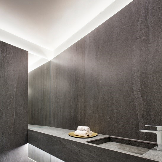 Neolith Aspen Grey Silk diverse afmetingen - Aspen grey 1 neolith sfeer - Aspen Grey Silk 75x75