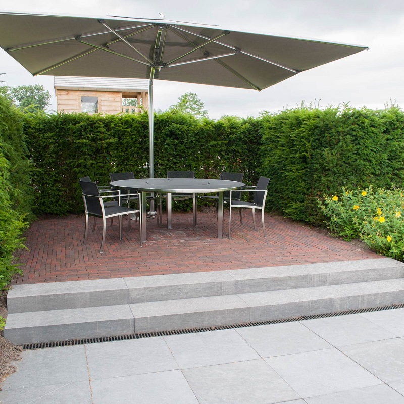 Natuursteen Bloktrede Spotted Bluestone Riven 100x35x15cm - Bloktreden spotted bluestone riven 1 1 - Natuursteen Bloktrede Spotted Bluestone Riven