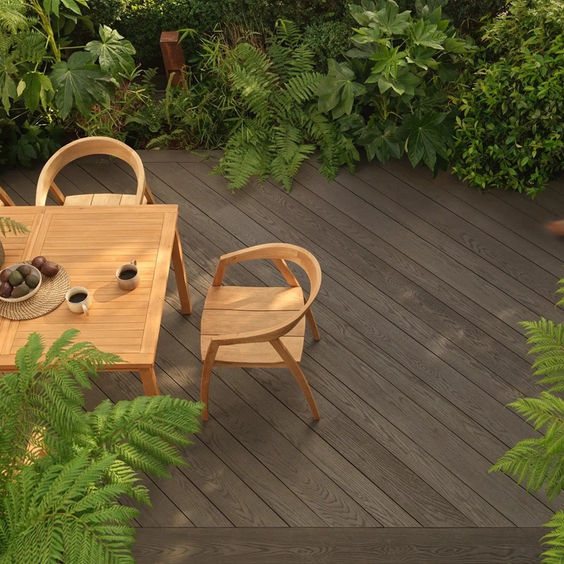 Vlonderplanken Enhanced Grain Ebony Grey - Ebony grey toepassing 3 - Ebony Grey