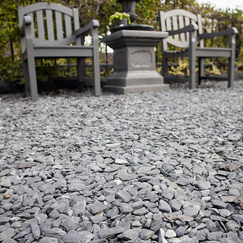 Flat Pebbles zwart 30-60mm - Flat pebbles zwart sfeer - Flat Pebbles zwart 30-60mm Midibag