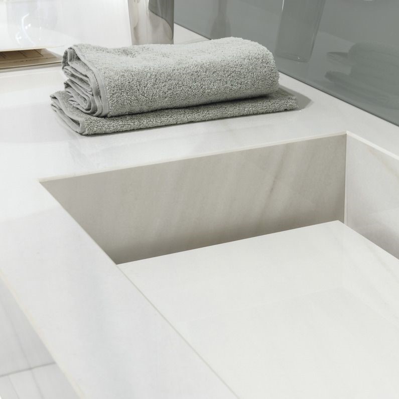 Ariostea Ultra Marmi Bianco Covelano Soft diverse afmetingen - Marble effect white floors bianco covelano 05 - Ariostea Bianco Covelano Soft 37,5x75cm