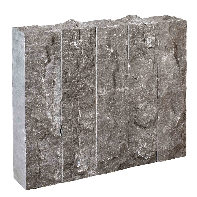 Palissades Spotted Bluestone Verticaal 50x12x12cm - Palissades spotted bluestone verticaal 1 - Palissades Spotted Bluestone Verticaal 50x12x
