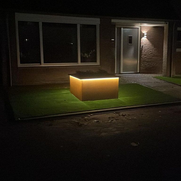 Cortenstaal Gelaste Plantenbak Alabama Met LED 100x100x50cm - Pblasledc1200x1200x800 7 1 - Cortenstaal Plantenbak Alabama 100x100x50cm