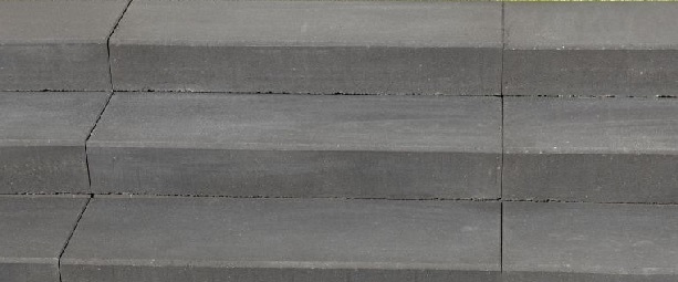 Traptrede indus black kleurecht met facet 100x35x15cm - Traptrede02 1  - Traptrede indus black kleurecht met facet 100