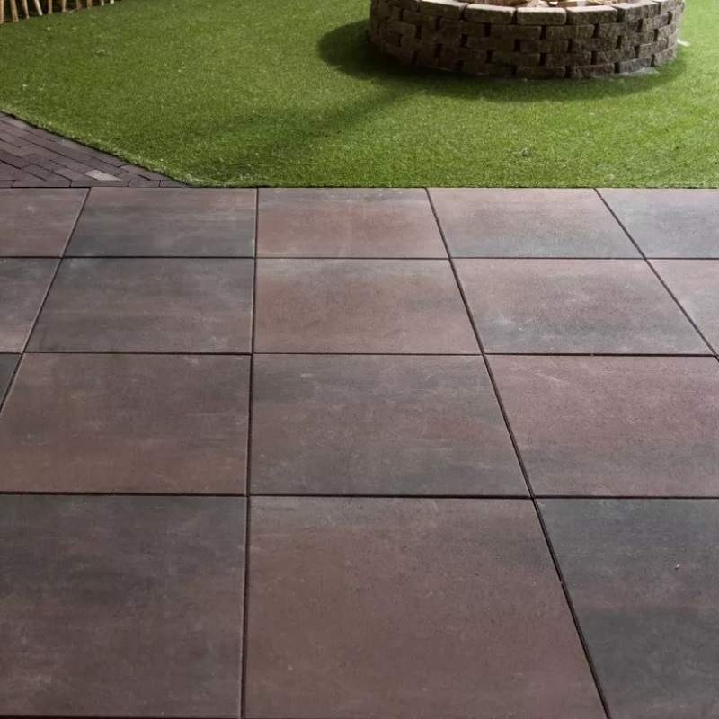 Tremico Betontegel Twents Bont 6cm dik diverse afmetingen - Tremico tuinvisie twents bont sfeer - Tremico Twents Bont 60x60x6cm